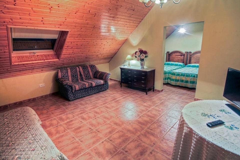 Os Areeiros Turismo Rural & Bodega Санта-Кристина-де-Кобрес Номер фото
